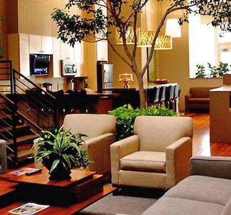 The Inn On Whitworth Brookhaven Extérieur photo